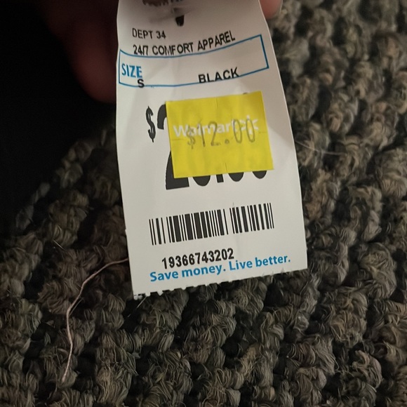 Brand new dress! - Picture 2 of 3